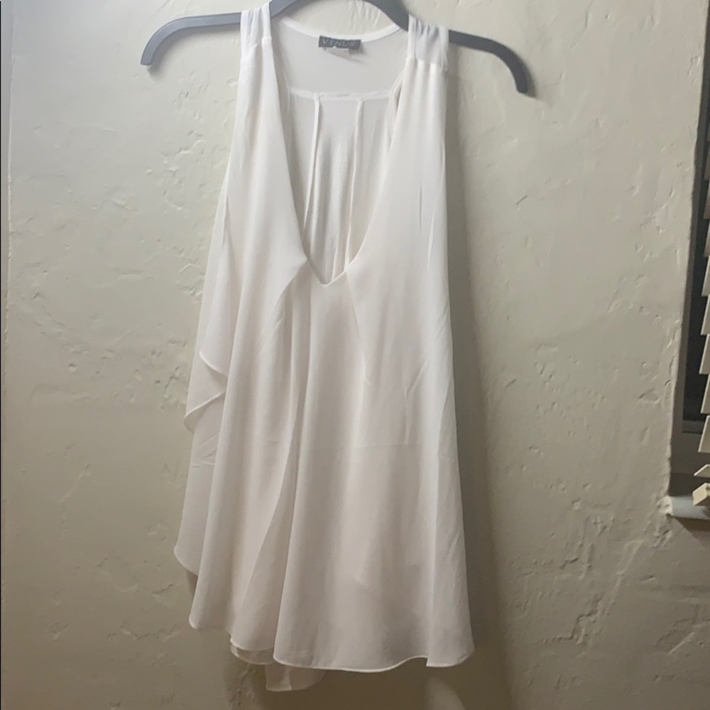 Venus v neck tank